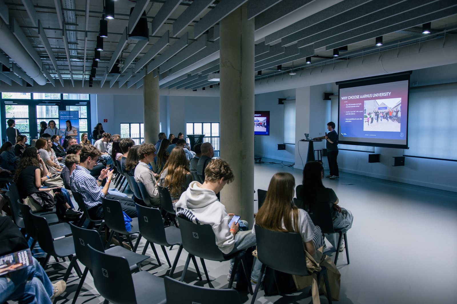 Veľtrh Štúdia v Zahraničí | Vstupenka Zdarma StudyCare Veľtrh 2026