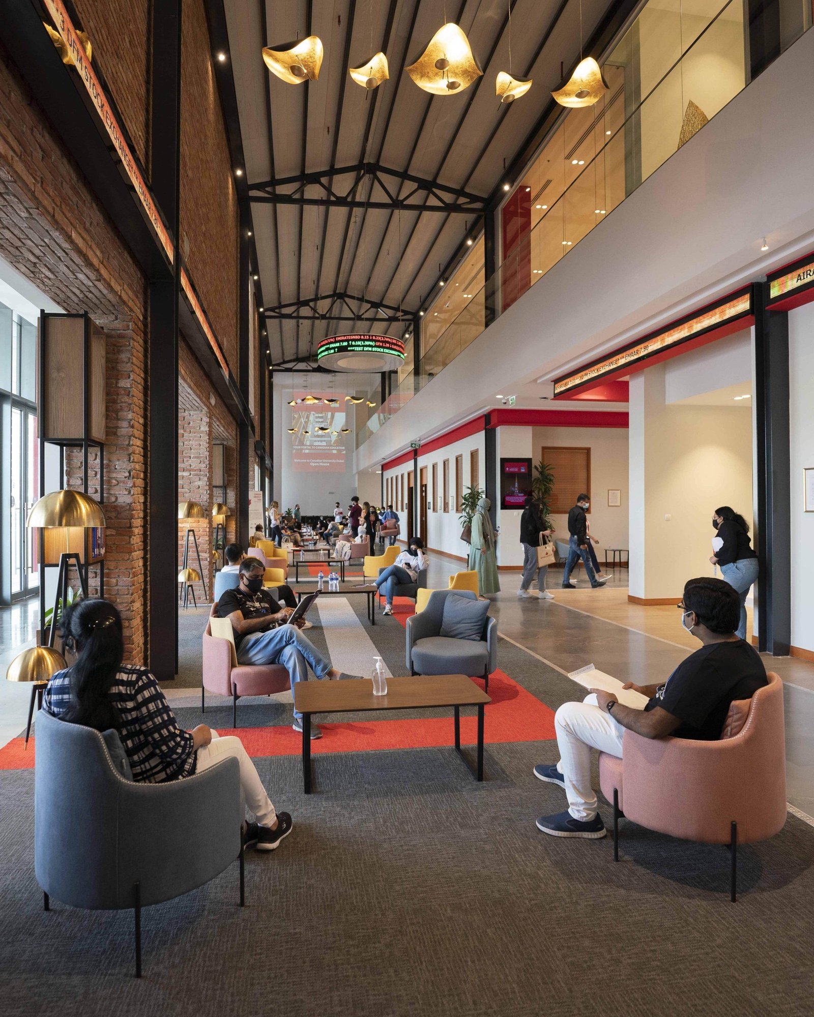 Canadian University Dubaj - Interi&eacute;r