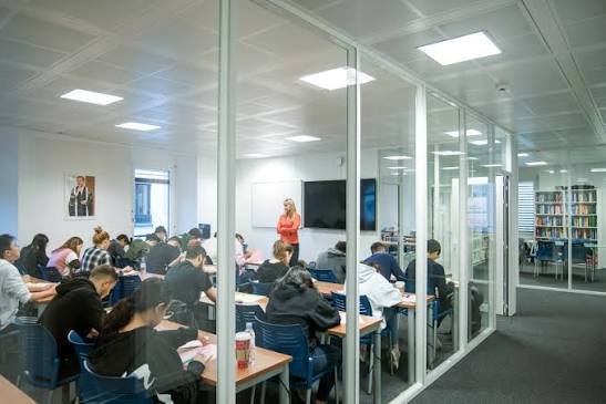EU Business School - Interi&eacute;r