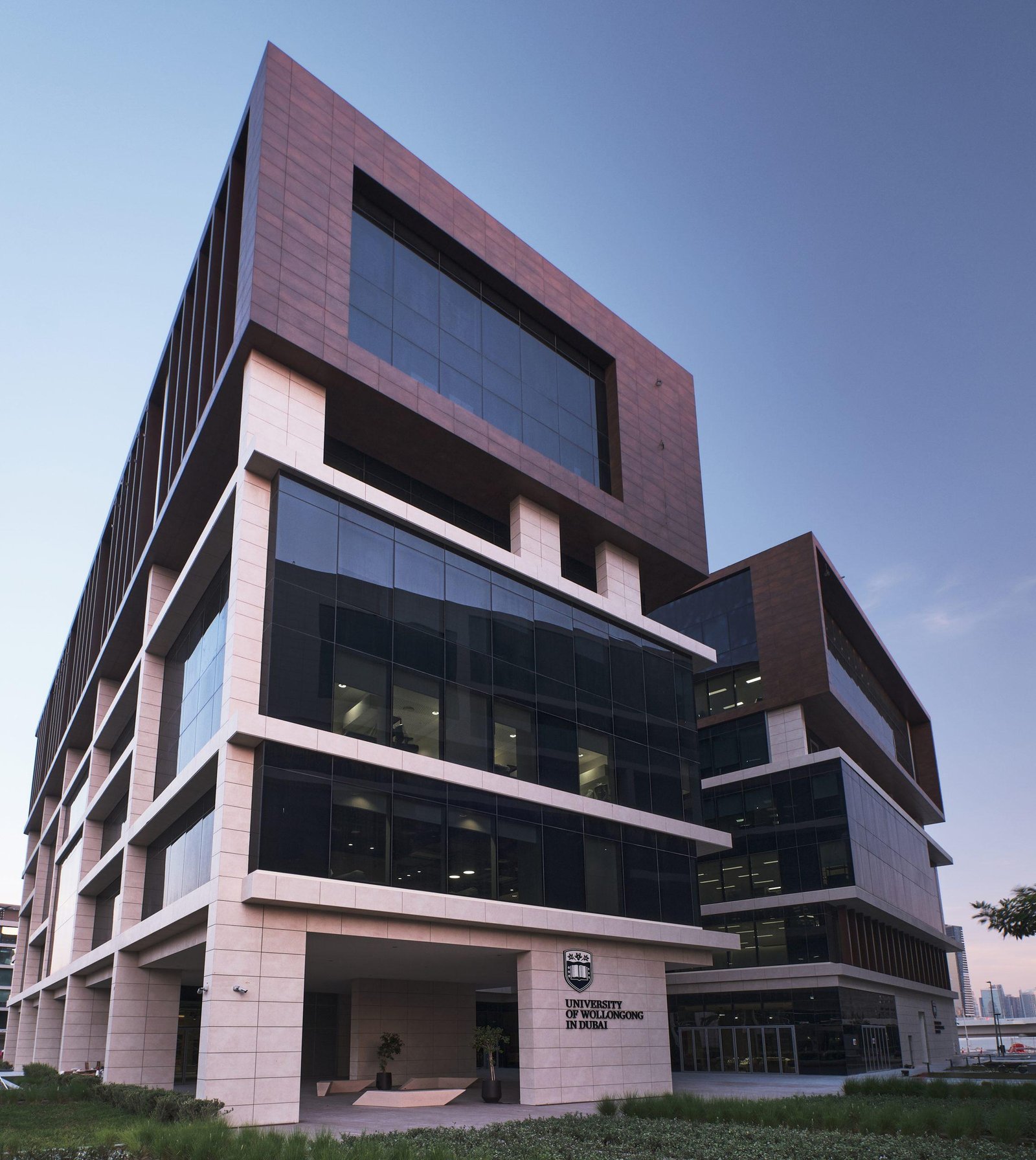 University of Wollongong Dubai | Štúdium v Dubaji University of Wollongong Dubaj - kampus Dubaj