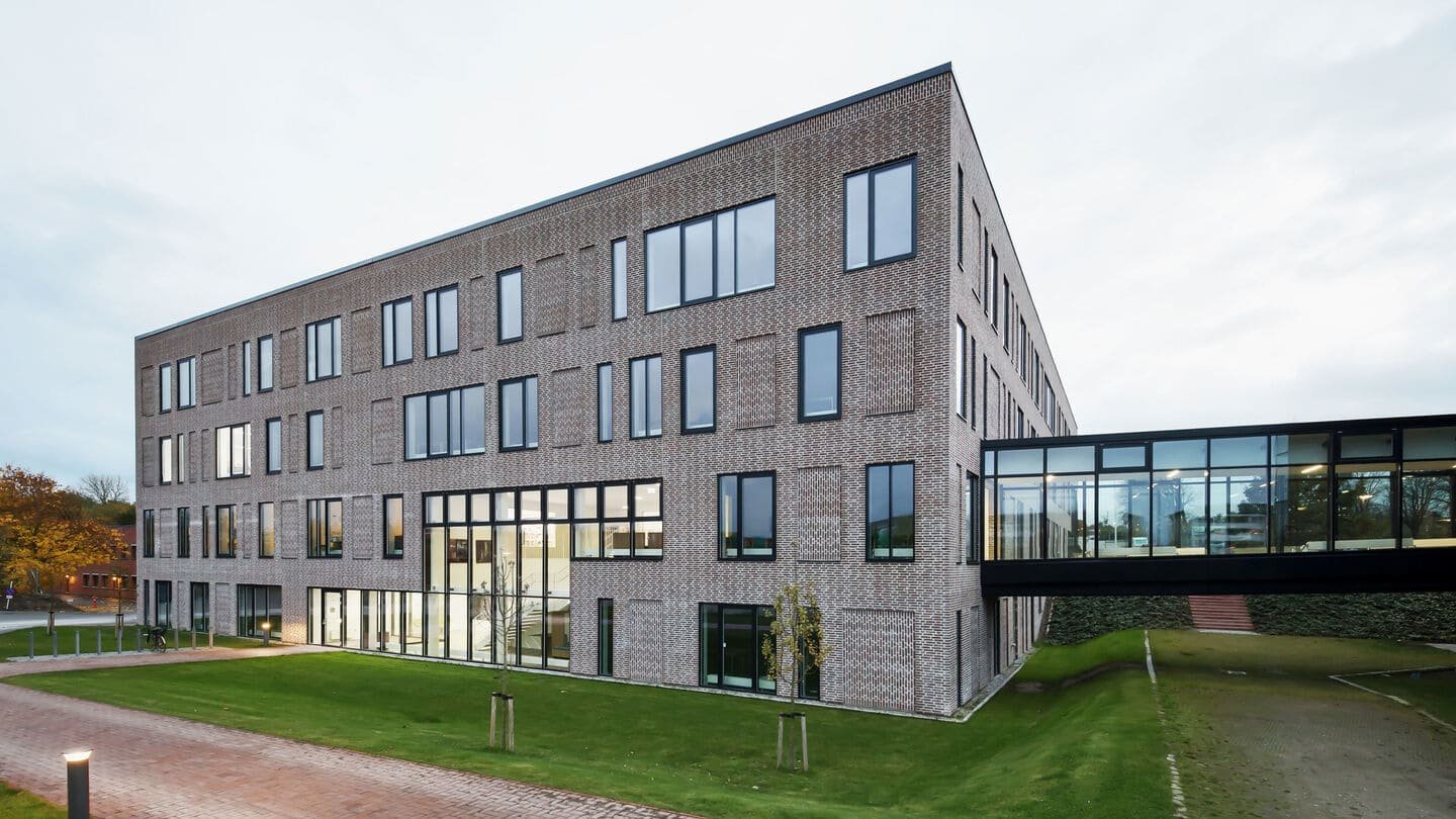 UCN - University College of Northern Denmark | Štúdium v Dánsku UCN Aalborg - kampus